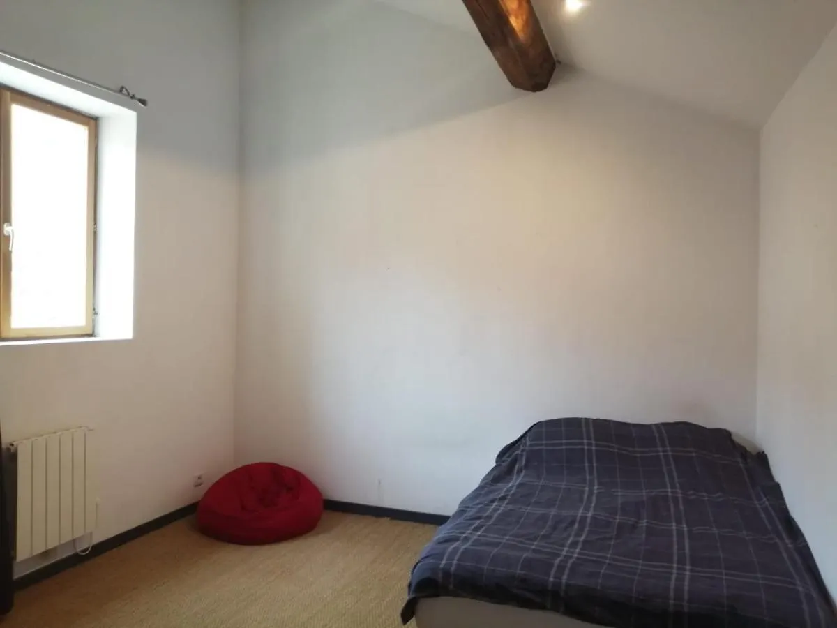 Homestay Loft Viarhona, Grand Loft En Centre-Ville Lyon